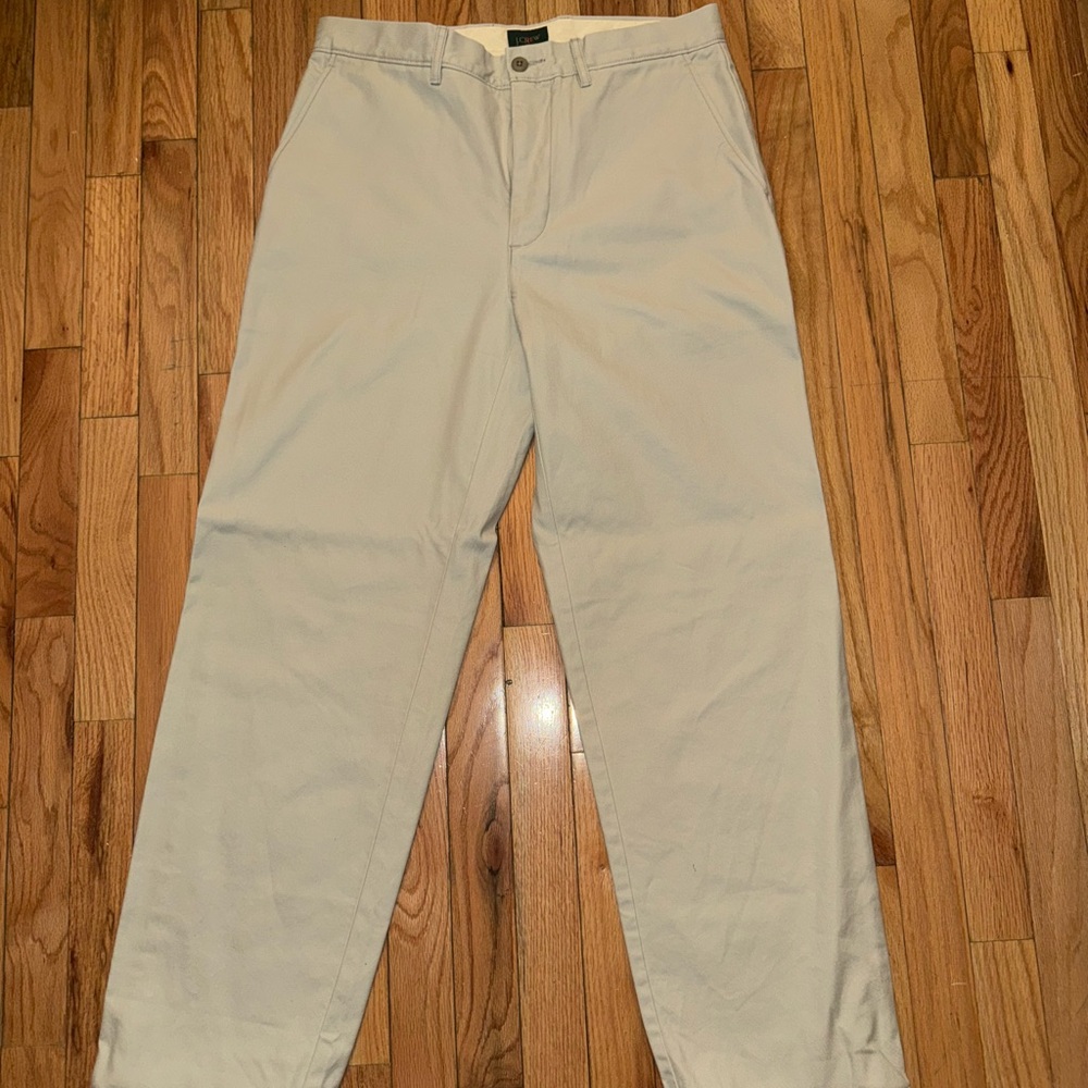 J Crew Classic Chino (31 x 32) NEW WITH TAG